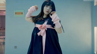 Renaissance female locker dances house dance for the first time——[Elysium]