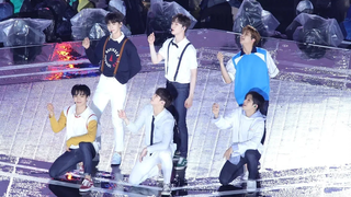 180512 ASTRO Balloon - TVXQ 4K Fancam / Fancam โดย -wA-