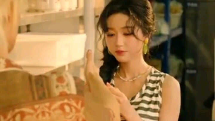 57. I Ran Away from an 80-Year-Old Fake Heir—And Accidentally Married the Real Billionaire.!