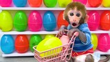 Monkey Baby Bon Bon eat Eyeball Jelly with puppy and go to the supermarket buy toy with rainbow egg