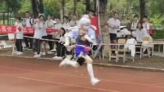 "คามิซาโตะ อายากะคนนี้มันน่ารำคาญจริงๆ!!"