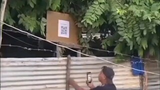 POV: May free wifi kapit bahay nyo