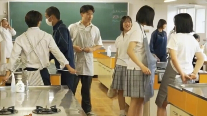 The Gap Between Japanese Schools and the Workplace