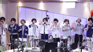 Versi live di radio pertama dari lagu debut ZB1, "In Bloom"