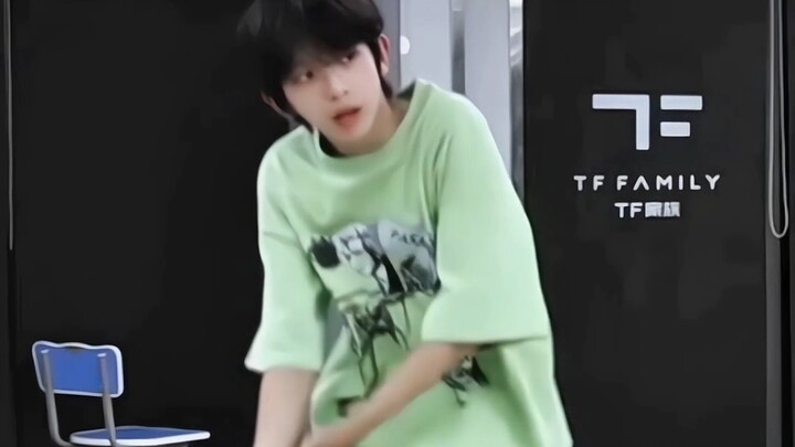 เฉินจวิ้นหมิง〡ฉบับดูสนุกประจำวันของการเต้นรำ