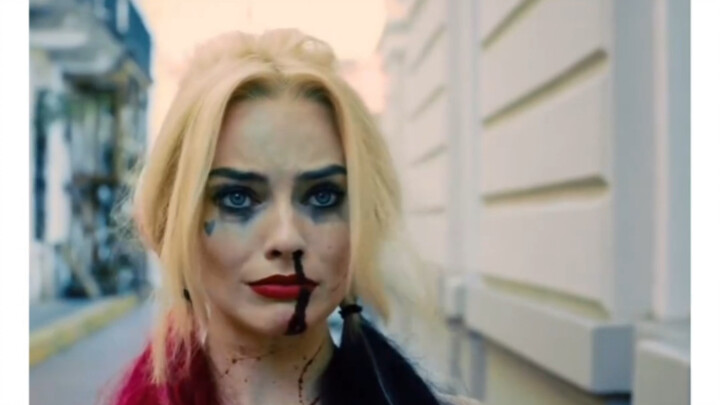 Ketika kamu adalah perempuan yang kuat dan mandiri, tapi tetap ingin diperhatikan sama orang lain 😂