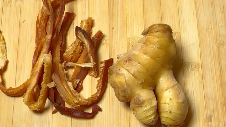 Ginger cosplays dried squid strips—Shixian's spring is gone again!