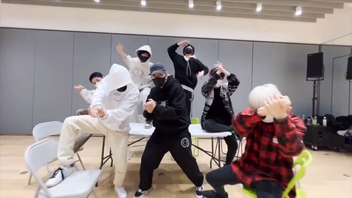 الجزء المقتبس من حفل جوائز GCMA لـ «إن سي تي دريم» ~ عام جديد سعيد يبدأ مع أطفال الحلم ~ 2022 ستصل د