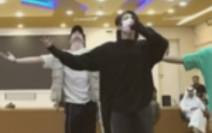 Jin: I’ve never danced something this easy in my life.