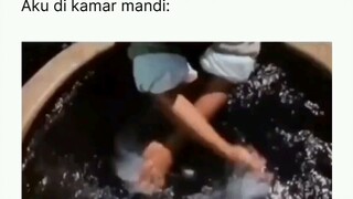 yg terjadi di kamar mandi😆