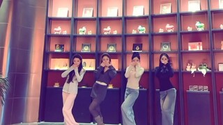 今日无事勾栏听曲！赵都礼宴