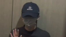 Tan Jianci's contrasting c*ess, the main theme is to flirt with people online and i people offlin