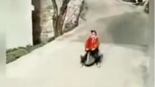 开始我以为他是个王者