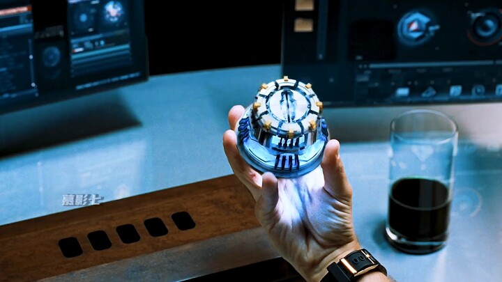 Iron Man: Looks like he’s given up, but he’s actually already taken care of everything! #Marvel
