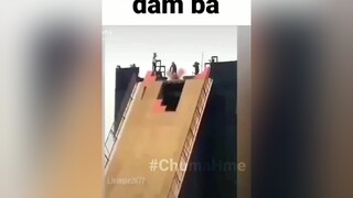 anh cố tình đấy :))hàihước xuhuong