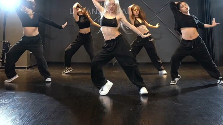 Choreography woman -dojacat