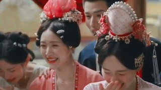 She chased him and he ran away, but he couldn't get away even if he had wings [Five Blessings]