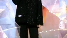 Panicked Zhang Zheyuan Why do I feel like this kid started laughing while singing?