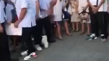 1hour later:mabait po anak ko