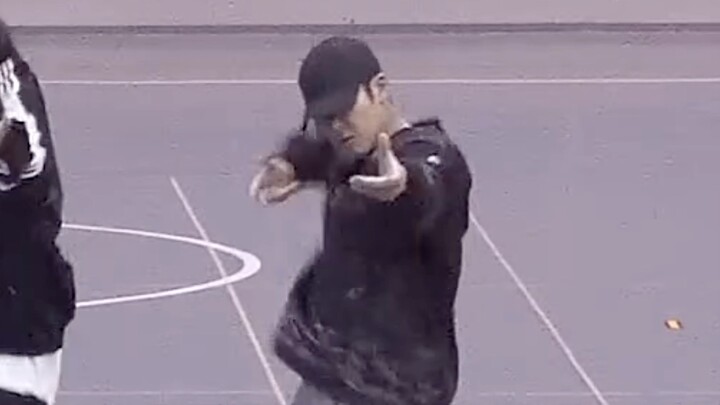 【Focus phòng tập Kim Min Kyu】góc quay siêu từ trên xuống càng thêm ấn tượng