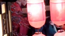 Tidak mungkin, tidak mungkin! Adakah orang yang belum pernah menonton aksi menarik leher dan memeluk