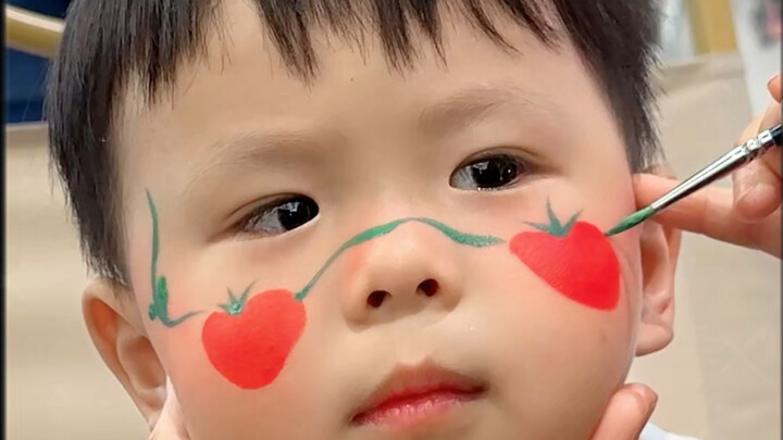 How to apply strawberry makeup on face