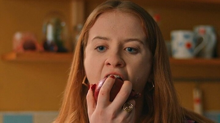 [Jane’s Unusual Experience 6] What does it feel like to eat an onion on an empty stomach? A girl eat