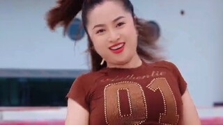 A dance shot that 5 million people have seen! This camera movement really captured the vitality of t