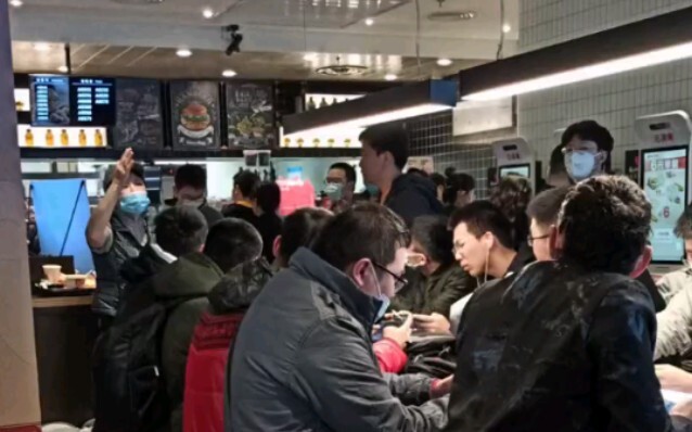 Genshin Impact & KFC, large death scene