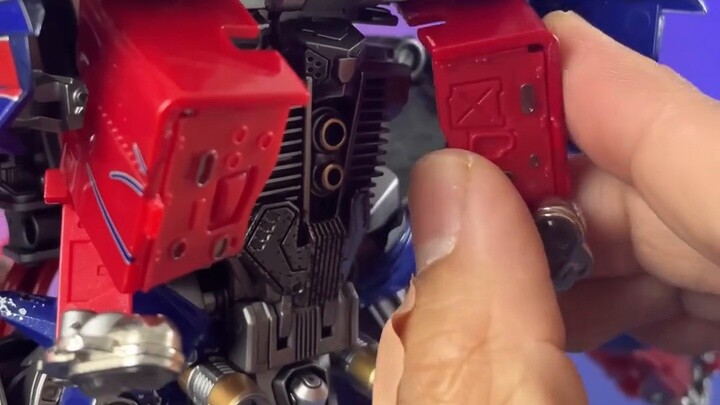 แบ่งปันโดยภัณฑารักษ์ - ฮีโร่บุคคลที่สามของ Transformers Black Apple MPM04 Optimus Prime