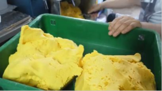 Mì cay vàng và bánh bao phô mai #amthuc #monngon