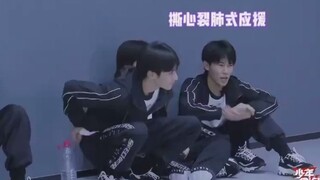 【刘耀文】刘耀文这里跳舞好绝！！！swag💯！！！