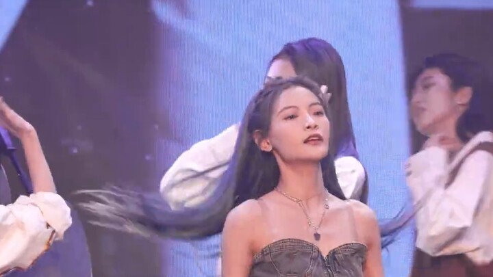 [SNH48][Li Jiaen] 230210 Pesta ulang tahun Yuan Yiqi "Hiduplah sedikit lebih lama dari dunia" tarian