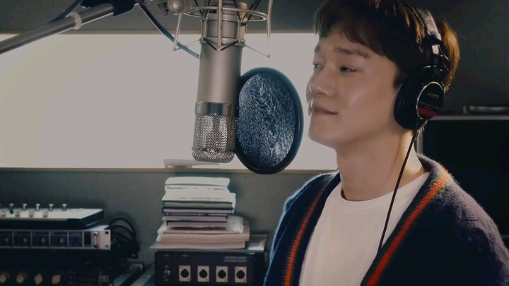 EXO’s Kim Jong-dae Covers “Confession” — A Valentine’s Gift Straight from the Lead Singer!