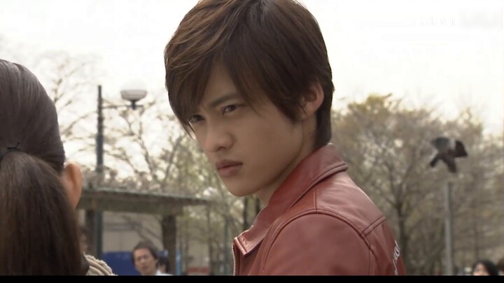[W Complaint] Why is Shotaro so skilled when it was Akiko who came first? [Third Issue]