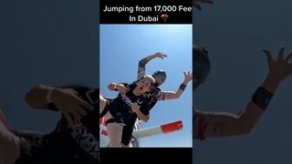 Jumping 17,000 feet 😱 Wala talagang imposible mga bud 🪂 #shorts