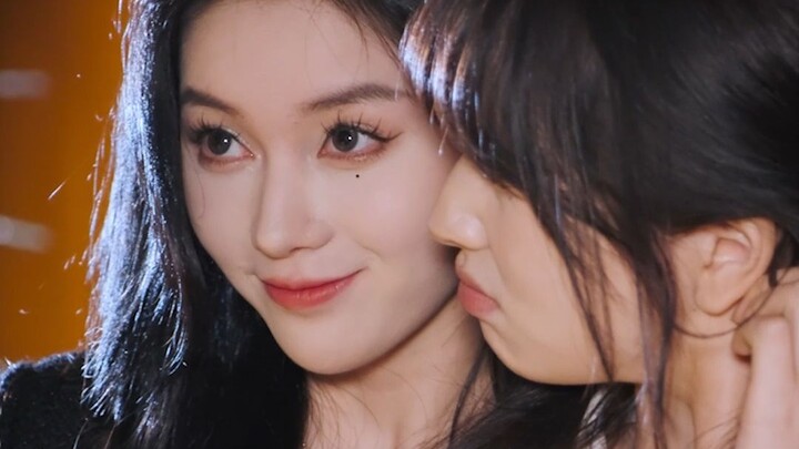 [مسلسل قصير] الصديقة المقرّبة لازم تكون منظمة ومرتبة تمامًا، أما الحب فليبتعد!