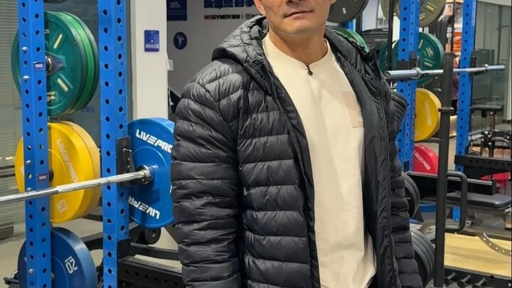 Haven’t trained for a few months—let’s see how many reps I can do with 140 kg on the bench press!