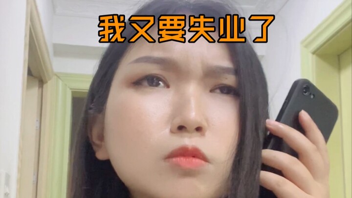 Trên tay đánh mất công việc, dưới chân lại dựng nên lâu đài.
