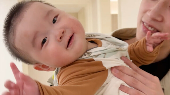 Has this child been such a dramatic actor since he was young?