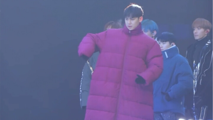 【Kim Min Kyu】Tinh linh khoai lang đào mìn, phía sau còn có bất ngờ hahaha!