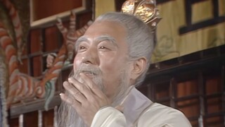 "Riasan macam apa? Bukankah ini seperti wujud dewa?"