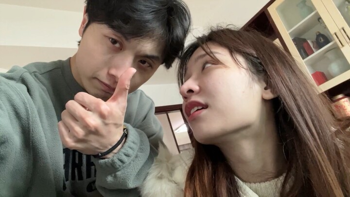 ขออวยพรปีใหม่ล่วงหน้าให้ทุกคนแฮปปี้นะ! (อาการนี้เพิ่งเป็นไม่นาน)