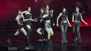 babymonster                    "2ne1 mashup "dance performance in Taipei