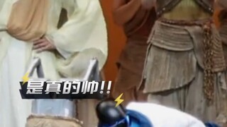 《天工开物》机器人跳舞：年初脑血栓 年后后空翻