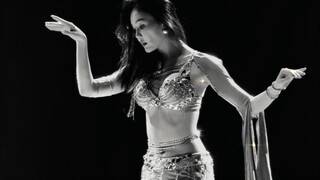 周末了，给大家表演个节目吧！（韩国演出视频片段二）