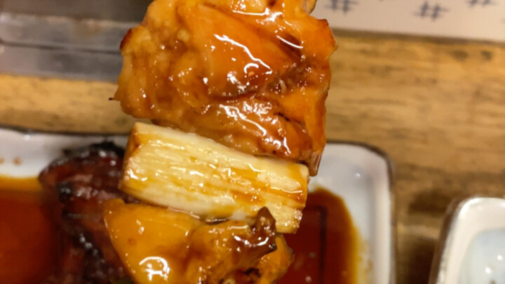 شو يأكل عمال الشركات اليابانيون؟ طبعًا المكان المناسب هو مطاعم التسويياكي اليابانية الميسورة التكلفة