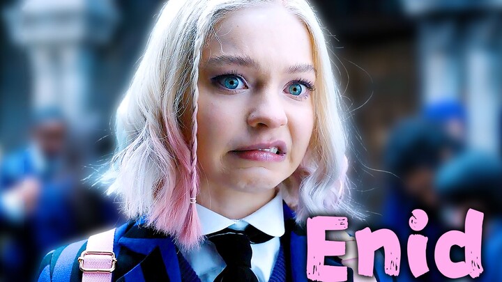 "Why does this little wolf girl look like a cat?" [Wednesday 🖤Enid mixed cut]