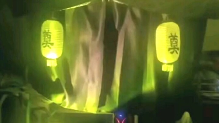 Brothers, how can we stay in this kind of dormitory?