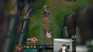 Kèo top Urgot vs em kéo hồng